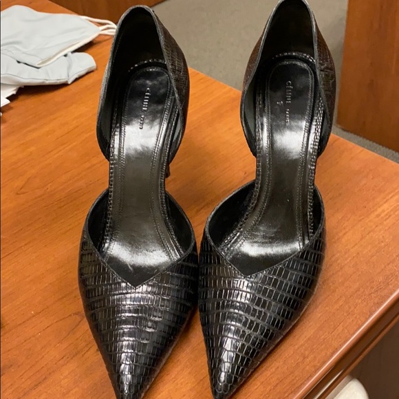 Celine Embossed Leather Pointed-Toe Pumps
Size: 9 - Picture 1 of 12